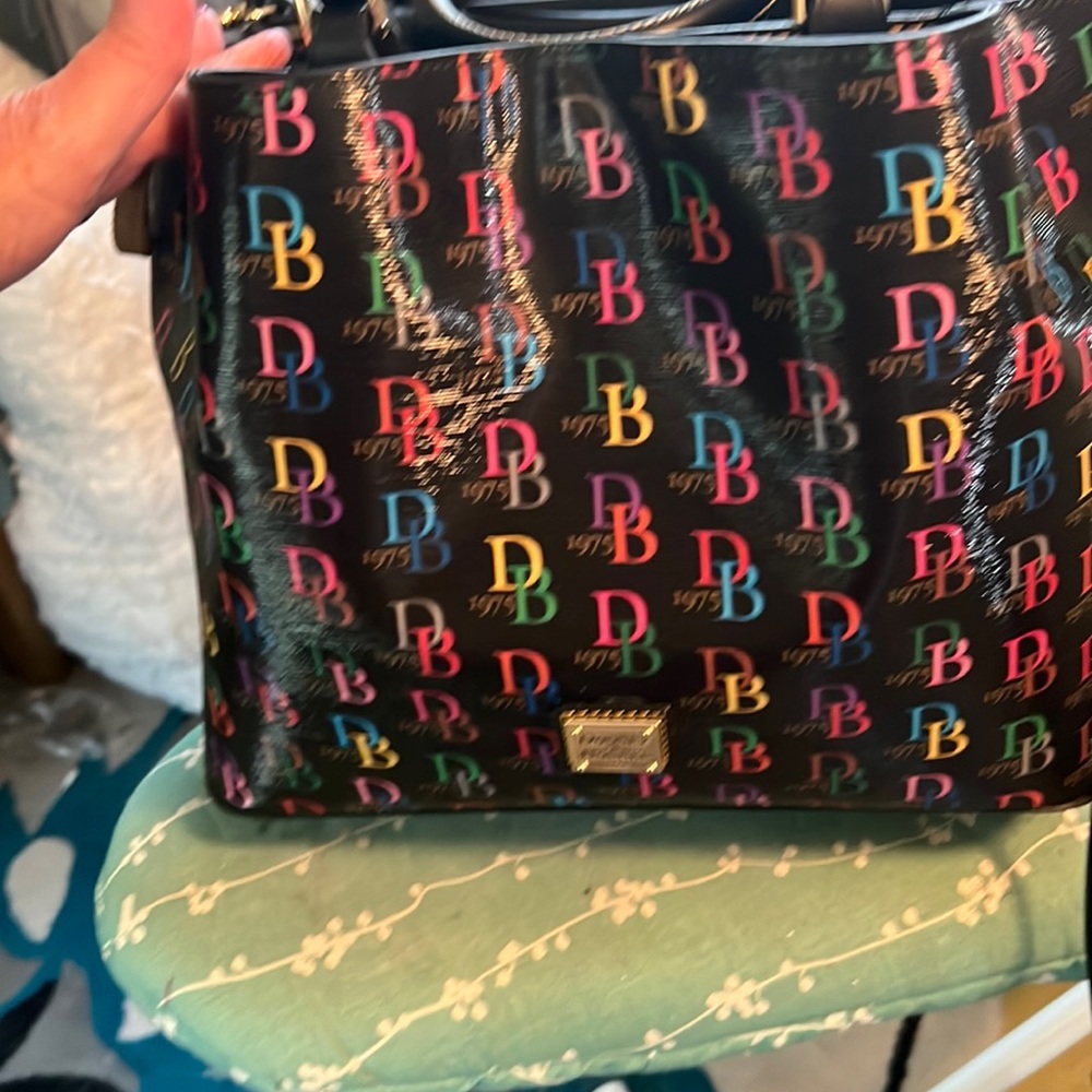 Dooney and Bourke  purse.  Brand new colorful this bag is gorgeous